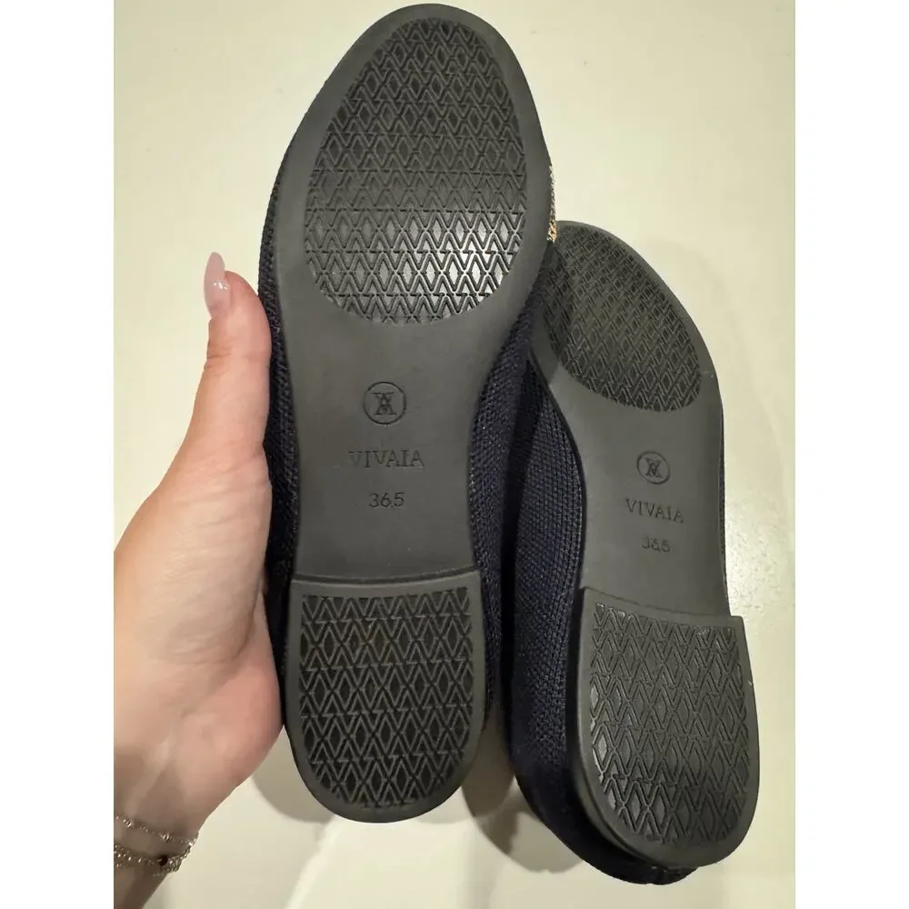 Vivaia NWOB Womens Navy Round Toe Cheetah Embroidered Audrey Flat Loafers 36.5
